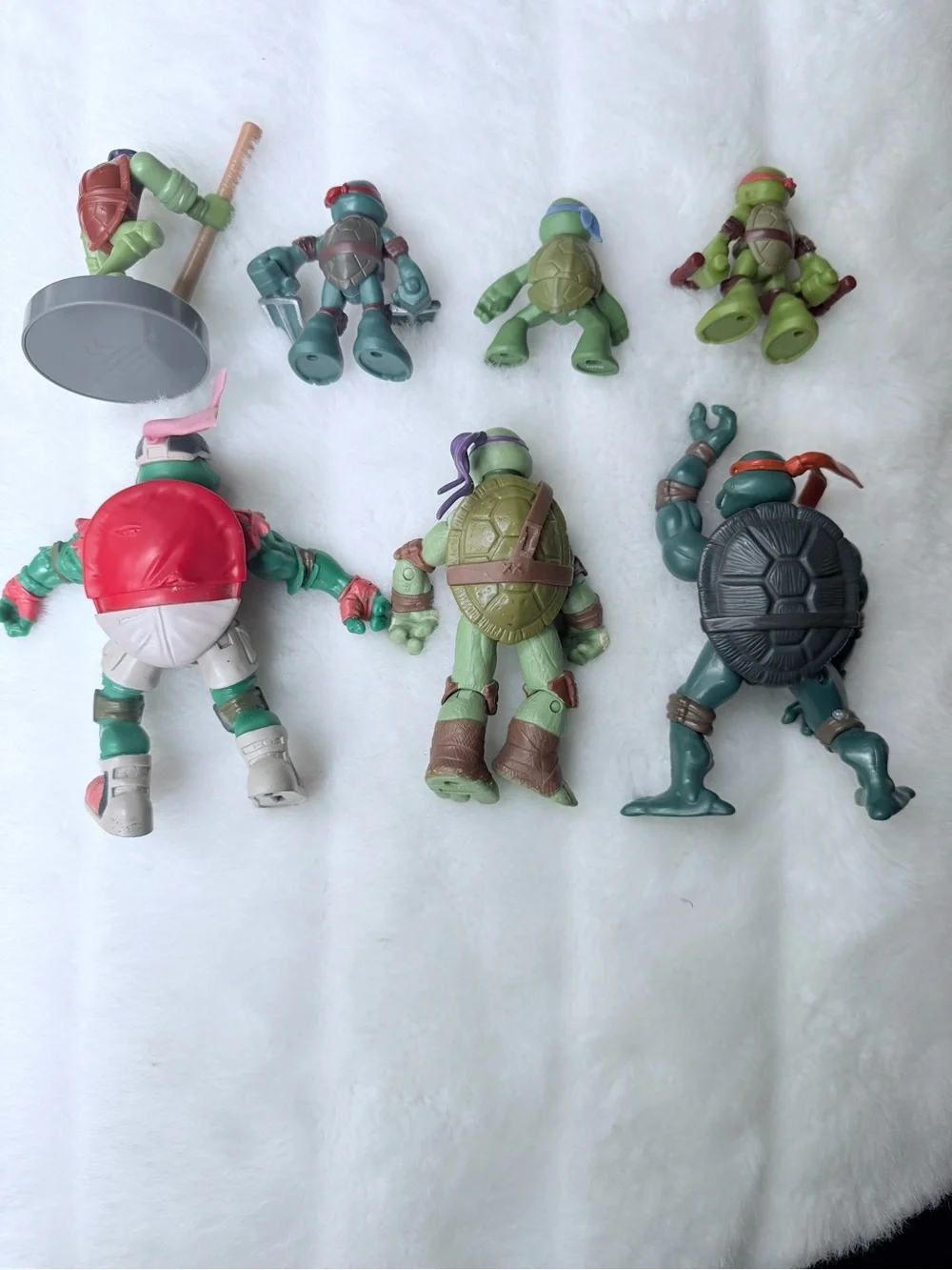 Teenage Mutant Ninja Turtle Lot including Raphael Skateboard 2003